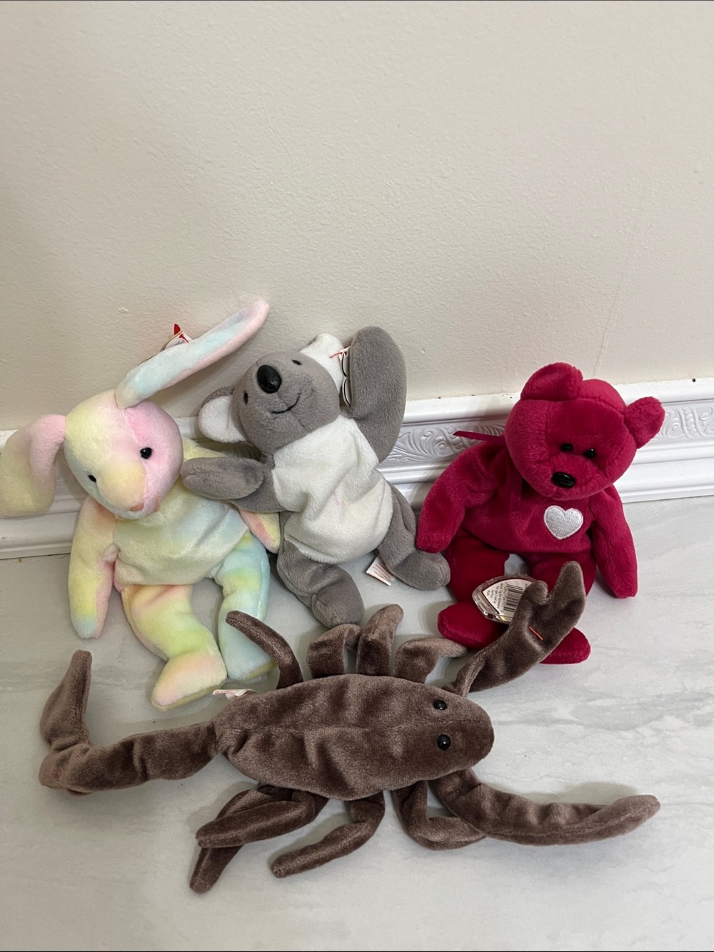 TY Beanie Babies lot 4 Stinger”, Valentina, Hippie, Mel
